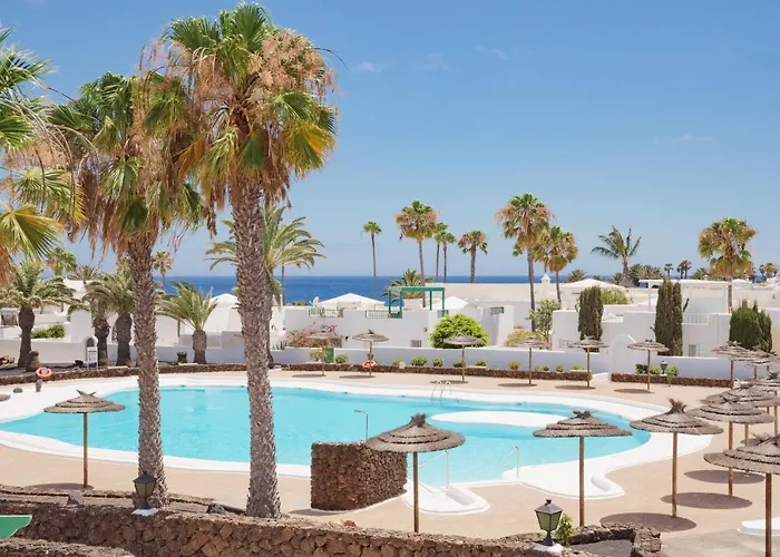 Lanzahost Larimar Apartment *