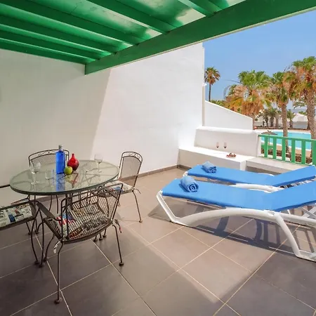 Apartment Lanzahost Larimar